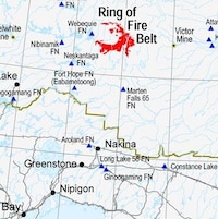 Carte de l'Ontario avec le Cercle de feu. Le Cercle de feu est situé à environ 540 km au nord de Thunder Bay et à environ 240 km à l'ouest de la baie James. 