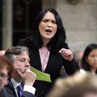 Jenny Kwan prend la parole lors de la période de questions, à Ottawa.