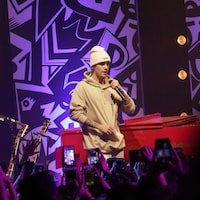 Justin Bieber sur scène au Danforth Music Hall, à Toronto.