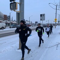 Un groupe de coureurs.