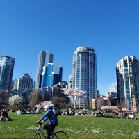 Un parc du centre-ville de Vancouver.