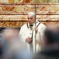 Le pape François devant des fidèles