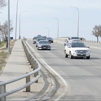 Le pont Slaw Rebchuk, sur la rue Salter, à Winnipeg, le 7 mai 2022. 