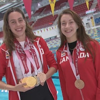 Les nageuses Aurélie Rivard et Sabrina Duchesne, médaillées des Jeux paralympiques de Tokyo