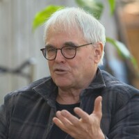 Yves Gagnon a transformé son petit lopin de terre pour en faire un jardin d’une rare beauté.