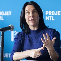 Valérie Plante lors d'une conférence de presse de Projet Montréal.