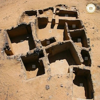 La structure découverte par les archéologues vue des airs.