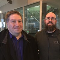 Patrick Breton et Paul Lemelin rendent visite aux studios de Radio-Canada à Sudbury