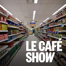 Une allée d'épicerie, à Iqaluit, au Nunavut, le 15 décembre 2023.