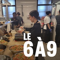 Une cuisine animée.