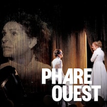 Une photo de la pièce « Lumière, Lumière, Lumière ».