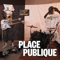 Le duo Angine de Poitrine en spectacle.