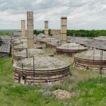 L'ancienne briqueterie de Claybank, en Saskatchewan, en juillet 2026.