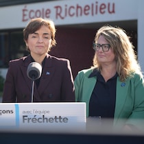 Christine Fréchette en point de presse.