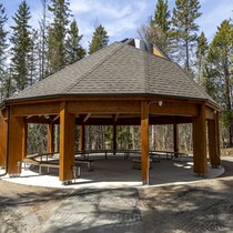 Une construction de type bungalow.
