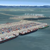 Infographie de l’agrandissement du port de conteneurs maritimes de Roberts Bank, à Delta. Le terminal existant est représenté en arrière-plan, et le futur Terminal 2, en avant-plan.