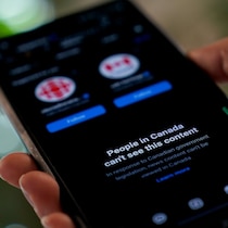L'application du site d'information de Radio-Canada sur un téléphone intelligent.