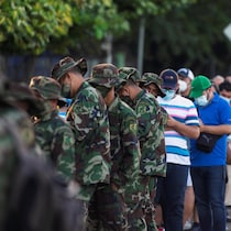  Une file d'électeurs à Managua au Nicaragua.