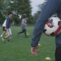 Des joueurs de soccer pendant un entraînement.