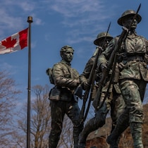 Un monument commémoratif situé à Charlottetown à la mémoire des vétérans de l’Île-du-Prince-Édouard.