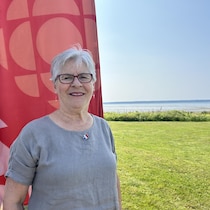 Clara Dugas.