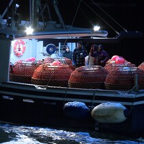 Les pêcheurs de crabe de la zone 17 (estuaire du Saint-Laurent) ont pris le large pour une nouvelle saison Quai Rimouski crabiers