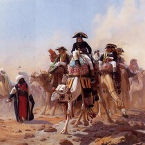 Un tableau avec Napoléon et ses troupes sur des chevaux et chameaux. 