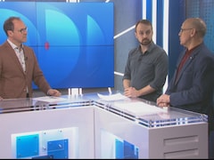 Jean-François Coulombe discute avec Adrien Guibert-Barthez et Denis Bouchard.