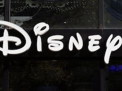 Photo du logo de Disney prise le 20 sept. 2017 sur les Champs Elysées à Paris.