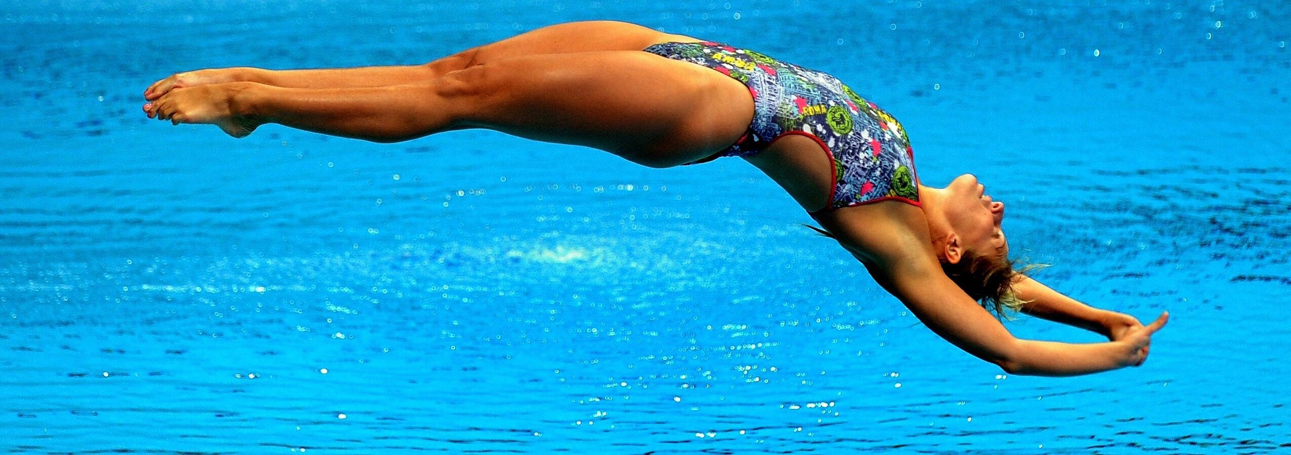 Émilie Heymans - Faire le deuil de mon corps d'athlète Emilie Heymans exécute un plongeon.