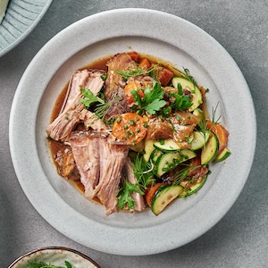 Porc braisé aux dattes et au fenouil à la mijoteuse | Mordu