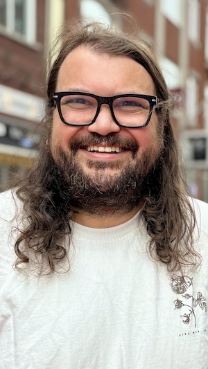 Adis Simidzija sur la rue des Forges à Trois-Rivières.