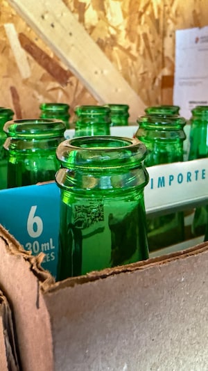 Des bouteilles de bière vide