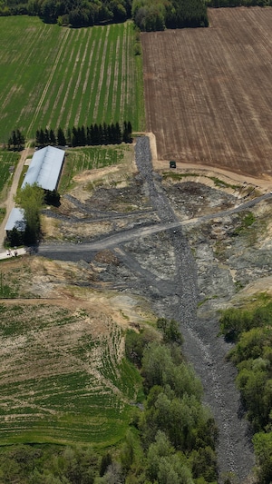 Le lieu du glissement de terrain de Sainte-Monique, un an plus tard.