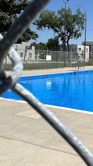 La piscine Happyland à Winnipeg l'été.