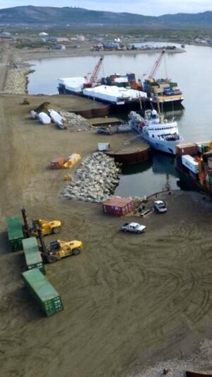 Port de Nome vu du ciel. 