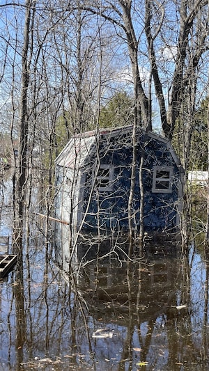 Une cabane sur les eaux.