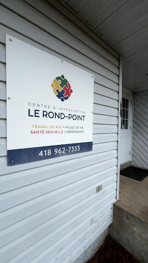 Un groupe de résidents du quartier Marie-Immaculée à Sept-Îles demande le déménagement du centre d’intervention le Rond-Point.