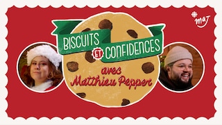 Une illustration d’un biscuit à côté des visages de Mégan Brouillard déguisée en père Noël et de l’humoriste Matthieu Pepper. À côté du logo MAJ apparaît le titre « Biscuits et confidences avec Matthieu Pepper ». 