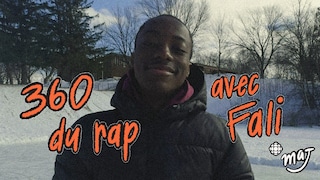 Un jeune homme noir sourit à côté du texte « 360 du rap avec King Fali » et le logo MAJ.