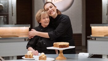 Emmy Plante et sa grand-maman dans la cuisine des Chefs!.