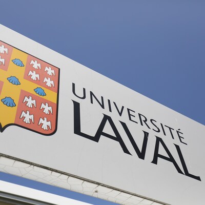 Une affiche du logo de l'Université Laval.
