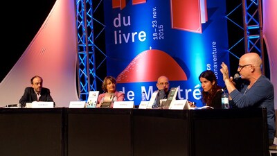 Les panélistes de la conférence « La médecine à échelle humaine »