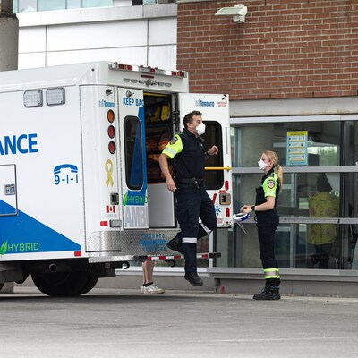Des ambulanciers Torontois.