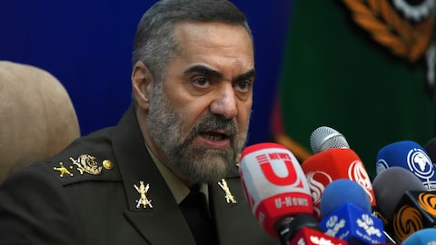  وزير الدفاع الإيراني محمد رضا أشتياني.