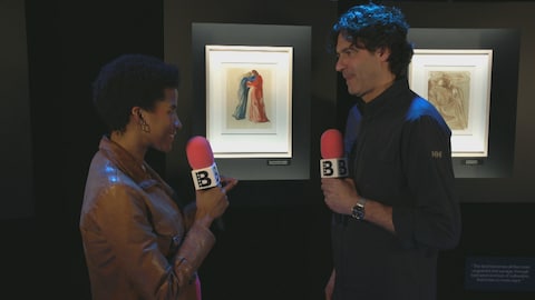 Alison Vicrobeck a visité l'exposition Divina Dali en compagnie du directeur artistique Félix Bélanger.
