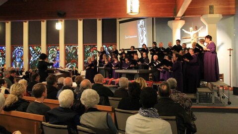 La chorale Les Chantamis, sous la direction de sa directrice Marie-Josée Ouimet lors du concert de Noël en 2015 La chorale Les Chantamis, sous la direction de sa directrice Marie-Josée Ouimet lors du concert de Noël en 2015