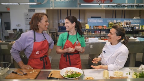 Myriam Fehmiu, Caroline Lacroix et Caterina De Luca.
