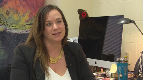 Lynda Balneaves, professeure associée en sciences infirmières de l'Université du Manitoba, se spécialise dans l’accès au cannabis médical. Lynda Balneaves, professeure associée en sciences infirmières de l'Université du Manitoba, se spécialise dans l’accès au cannabis médical.