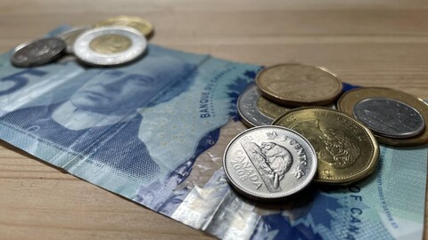 le montant de 15,20 en monnaie. 